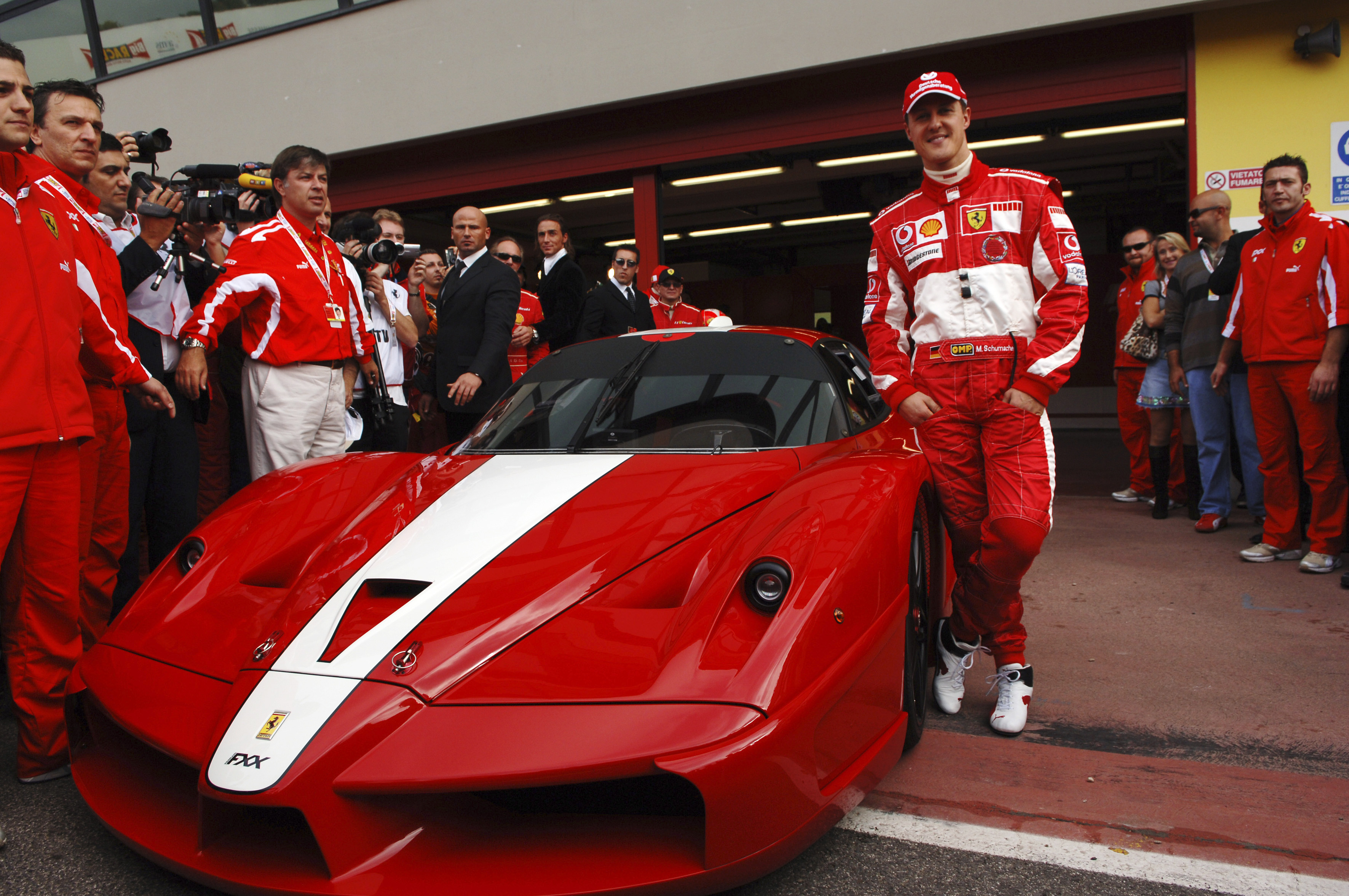 FerrariFXXrougeSchumacher