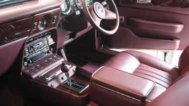 Aston Martin Lagonda Series 1 intérieur