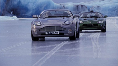 Aston Martin V12 Vanquish & Jaguar XKR Die Another Day James Bond 