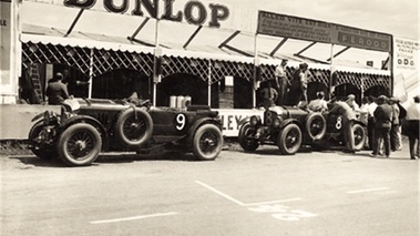 Bentley Le Mans 1930 4 Litre et demi au départ