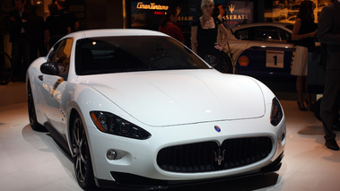 Maserati Granturismo MC Blanche AV