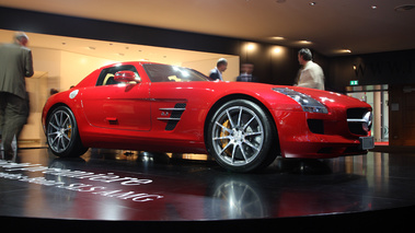 Mercedes SLS Rouge 3/4 AV 