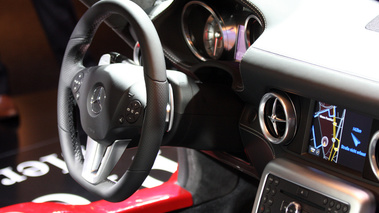 Mercedes SLS Volant