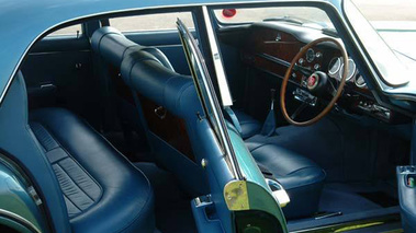 Aston Martin Lagonda Rapide intérieur