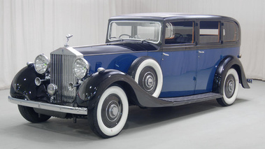 Rolls Royce Phantom III bleu/noir 3/4 avant gauche