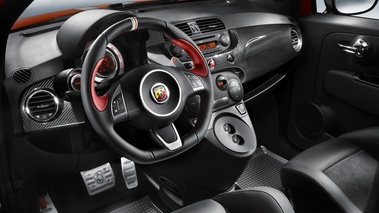 Abarth 695 TF - rouge - intérieur