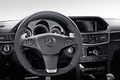 Mercedes E63 AMG gris tableau de bord 2