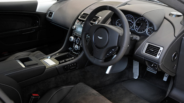 Aston Martin DBS CArbon Black - intérieur