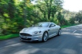 Aston Martin DBS gris 3/4 avant gauche travelling