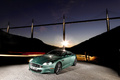 Aston Martin DBS vert 3/4 avant gauche