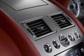 Aston Martin Rapide Luxe anthracite console centrale