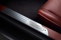 Aston Martin Rapide Luxe anthracite pas de porte