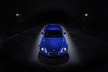 Aston Martin V8 Vantage S bleu face avant vue de haut