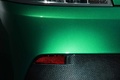 Aston Martin V8 Vantage S Roadster vert feu arrière debout