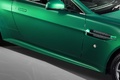 Aston Martin V8 Vantage S Roadster vert portière