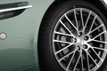 Aston Martin V8 Vantage vert jante