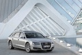 Audi A8 L gris 3/4 avant droit 7