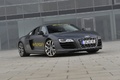 Audi R8 e-Tron anthracite mate 3/4 avant droit penché