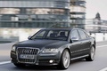 Ausi S8 anthracite 3/4 avant gauche travelling