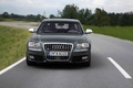 Ausi S8 anthracite face avant travelling