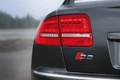 Ausi S8 anthracite logo coffre