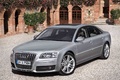 Ausi S8 gris 3/4 avant gauche 3