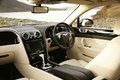 Bentley Continental Flying Spur vue poste de pilotage