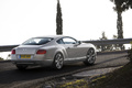 Bentley Continental GT 2010 blanc 3/4 arrière droit 