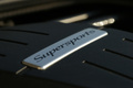 Bentley Continental Supersports anthracite logo moteur