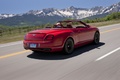 Bentley Continental Supersports Convertible rouge 3/4 arrière droit travelling