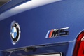 BMW M5 2011 bleu logos coffre 3