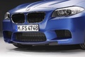 BMW M5 2011 bleu pare-chocs avant 2