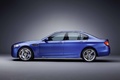 BMW M5 2011 bleu profil