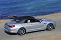 BMW Série 6 Cabriolet gris 3/4 arrière droit capoté filé 