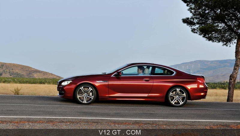 BMW Série 6 Coupe rouge profil / BMW / Photos GT / Les