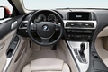 BMW Série 6 Coupe rouge tableau de bord