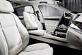 BMW Série 7 Steinway & Sons - noire - habitacle blanc