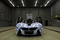 BMW Vision Efficient Dynamics concept artcar blanc/bleu face avant portes ouvertes 2