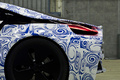 BMW Vision Efficient Dynamics concept artcar blanc/bleu jante debout