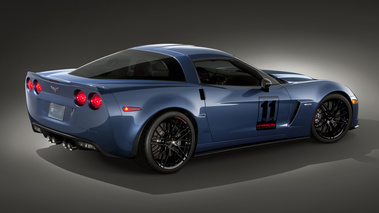Corvette Z06 Carbon Edition - bleue - 3/4 arrière droit