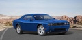 Dodge Challenger bleu 3/4 avant droit