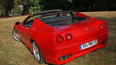 Ferrari 575 SuperAmerica rouge 3/4 arrière gauche 2