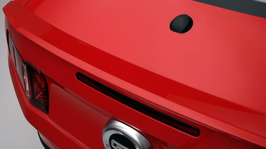 Ford Mustang GT rouge béquet