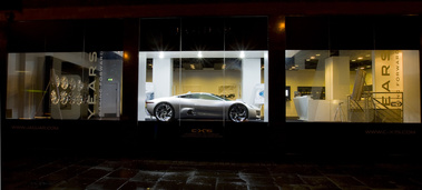 Jaguar C-X75 - London - en vitrine