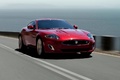 Jaguar XKR rouge 3/4 avant droit travelling