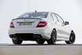 Mercedes C63 AMG - blanche - 3/4 arrière droit