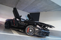 Mercedes McLaren SLR 722s Roadster noir 3/4 avant droit penché portes + capot ouverts 2