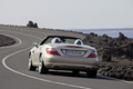 Mercedes SLK 2011 - beige - 3/4 arrière gauche, dynamique