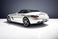 Mercedes SLS AMG roadster - blanc - 3/4 arrière gauche capoté