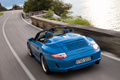 Porsche 911 Speedster - bleue - 3/4 arrière gauche, penché, en mouvement